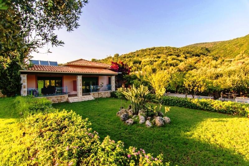 Aiora Suites Sívota Exteriér fotografie